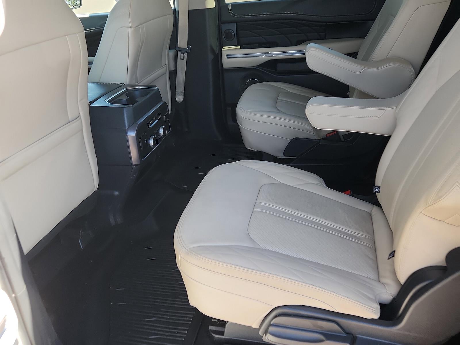 Used 2024 Ford Expedition MAX - photo 12