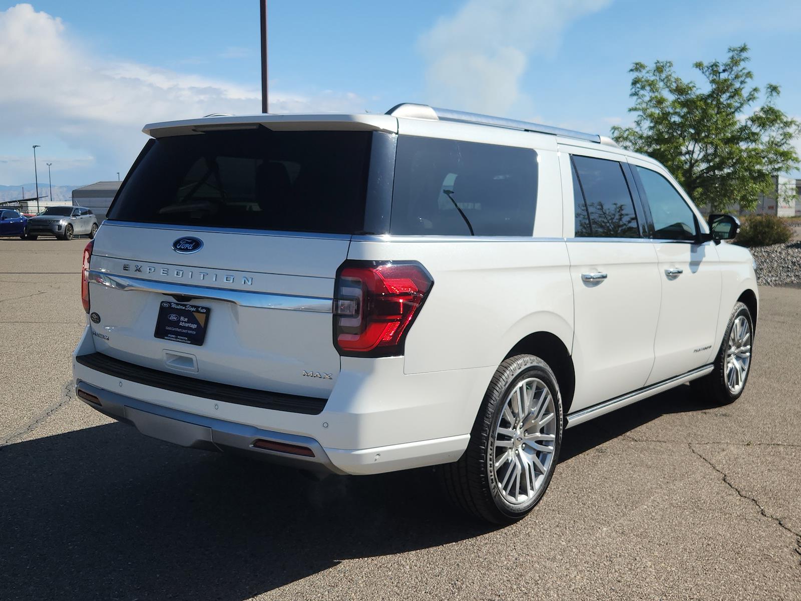 Used 2024 Ford Expedition MAX - photo 5