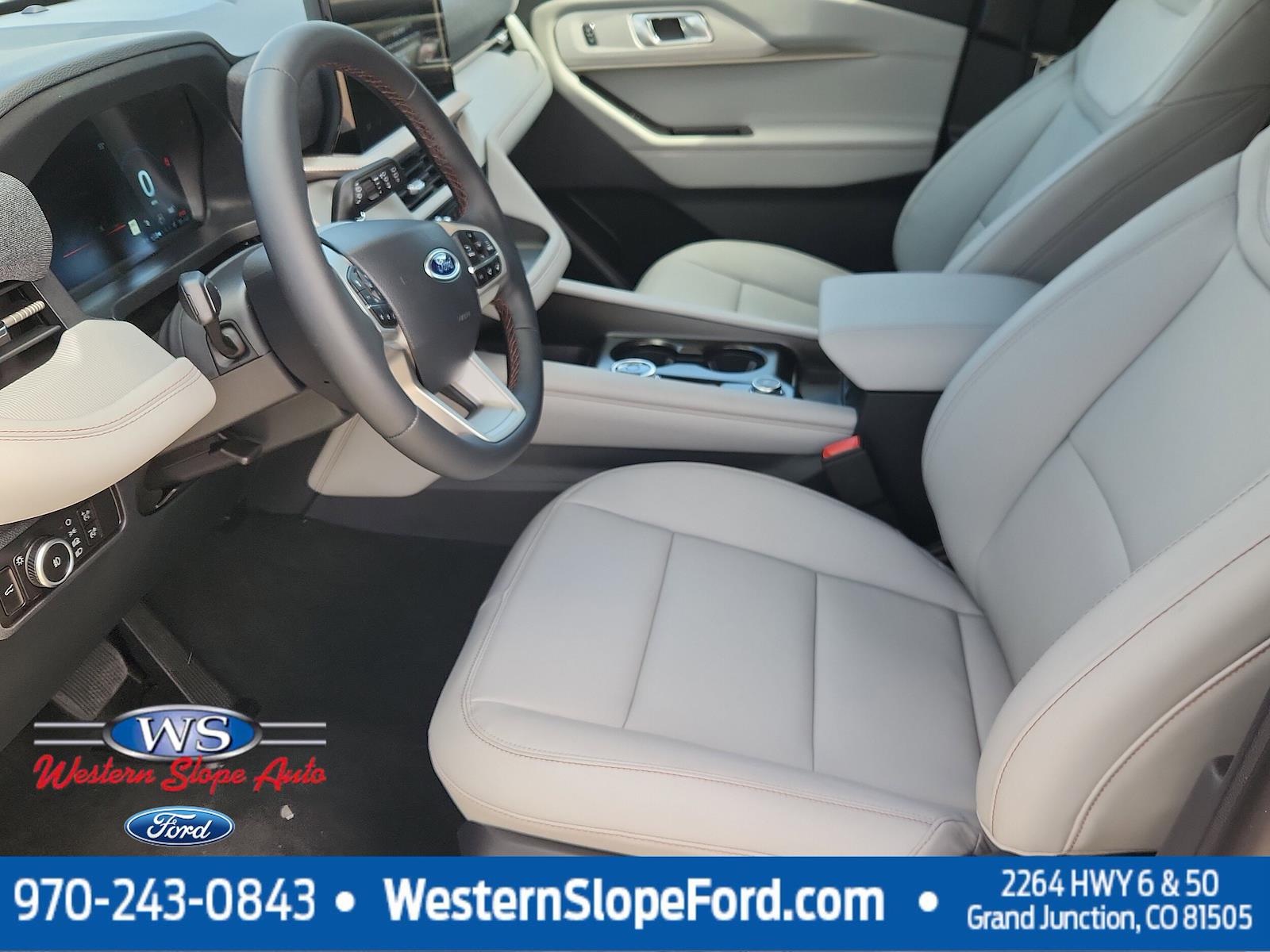 New 2026 Ford Explorer - photo 5