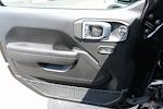 2022 Jeep Gladiator Crew Cab 4WD Pickup for sale #C25212A - photo 23