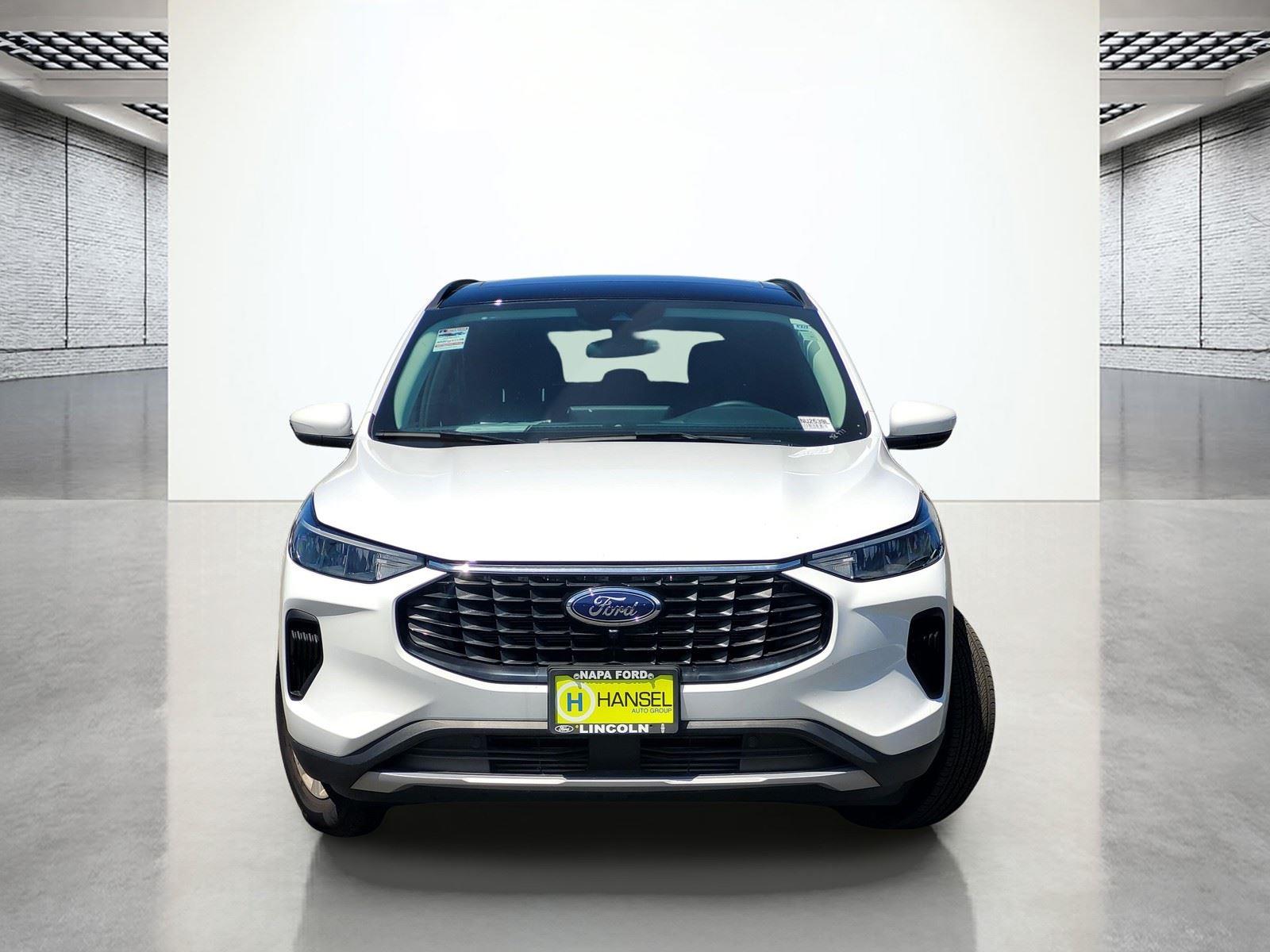Used 2024 Ford Escape - photo 2