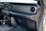 2022 Jeep Gladiator Crew Cab 4x4 Pickup for sale #25438A - photo 17