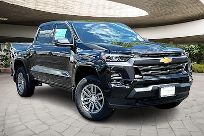 New 2025 Chevrolet Colorado LT Crew Cab for sale #25465 - photo 2