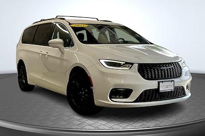 2021 Chrysler Pacifica FWD Minivan for sale #25490A - photo 1