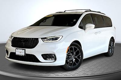 2021 Chrysler Pacifica FWD Minivan for sale #25490A - photo 1