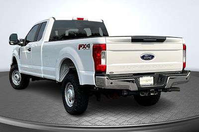 2018 Ford F-250 Super Cab 4x4 Pickup for sale #P526A - photo 2