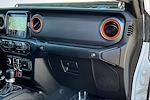 2023 Jeep Gladiator Crew Cab 4x4 Pickup for sale #P543 - photo 17