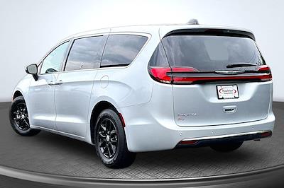 2023 Chrysler Pacifica FWD Minivan for sale #RT179 - photo 2