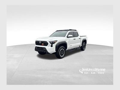 Used 2025 Toyota Tacoma - photo 1
