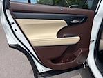 2022 Toyota Highlander AWD SUV for sale #51431P - photo 11
