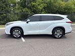 2022 Toyota Highlander AWD SUV for sale #51431P - photo 3