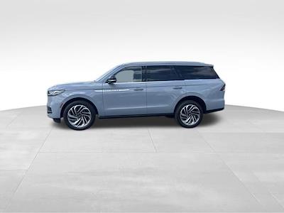 Used 2025 Lincoln Navigator - photo 1