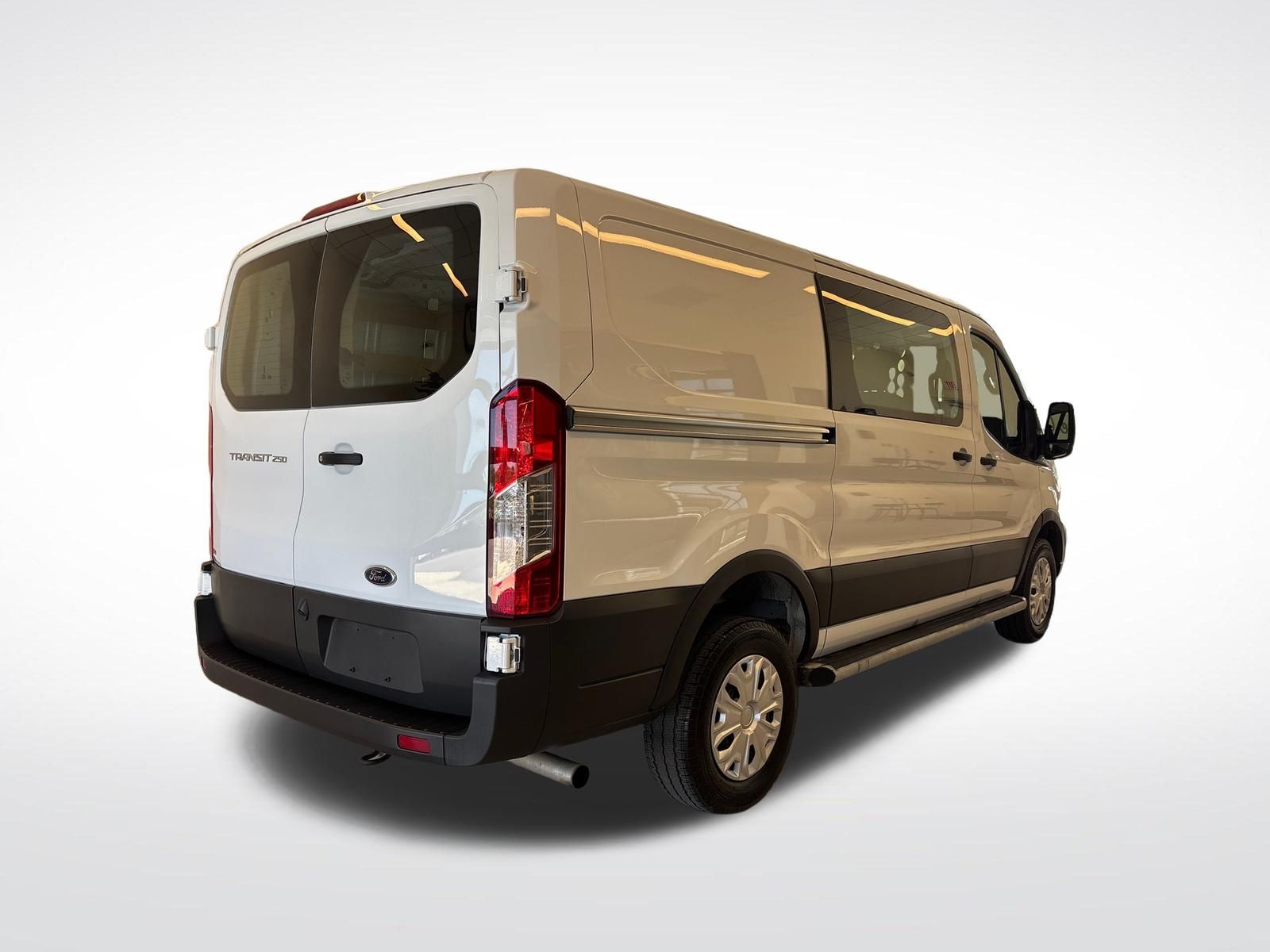 Used 2025 Ford Transit 250 - photo 2