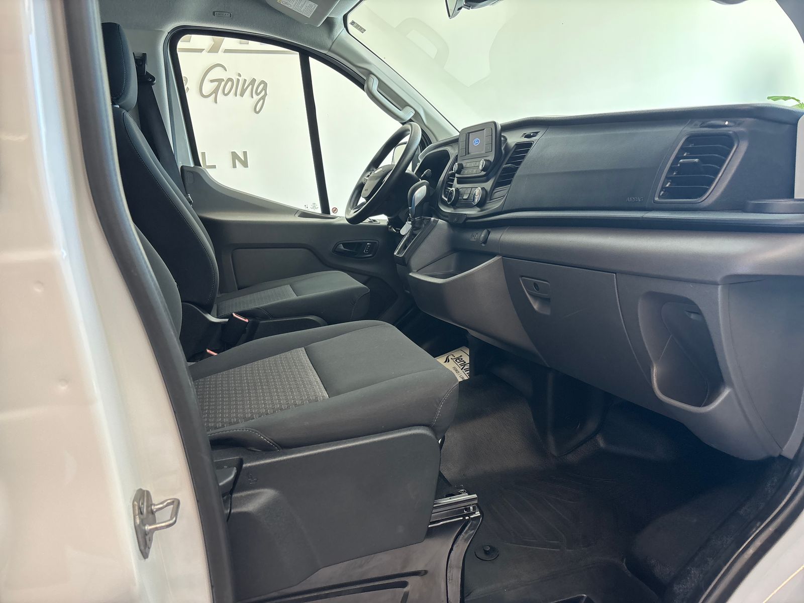 Used 2025 Ford Transit 250 - photo 7