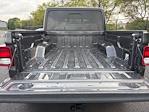 2022 Jeep Gladiator Crew Cab 4WD Pickup for sale #522982A - photo 9