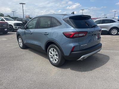 2025 Ford Escape FWD SUV for sale #523657 - photo 2