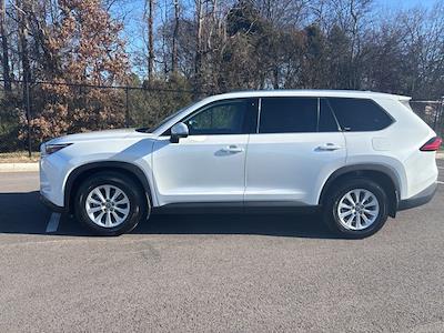 Used 2024 Toyota Grand Highlander XLE for sale #523838A - photo 2