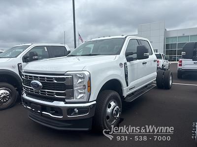 2025 Ford F-350 Crew Cab DRW 4x4 Cab Chassis for sale #523852 - photo 1