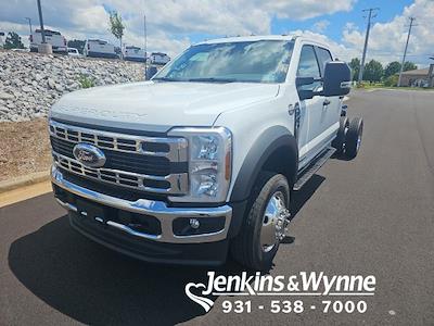 New 2025 Ford F-450 Crew Cab Cab Chassis for sale #523886 - photo 1