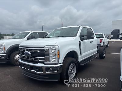 2025 Ford F-350 Super Cab SRW 4x4 Cab Chassis for sale #523894 - photo 1