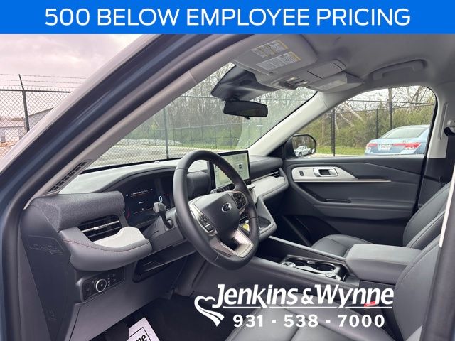 New 2026 Ford Explorer - photo 7