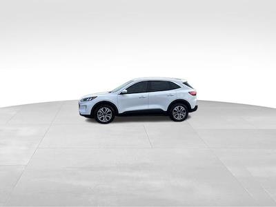 Used 2022 Ford Escape - photo 1