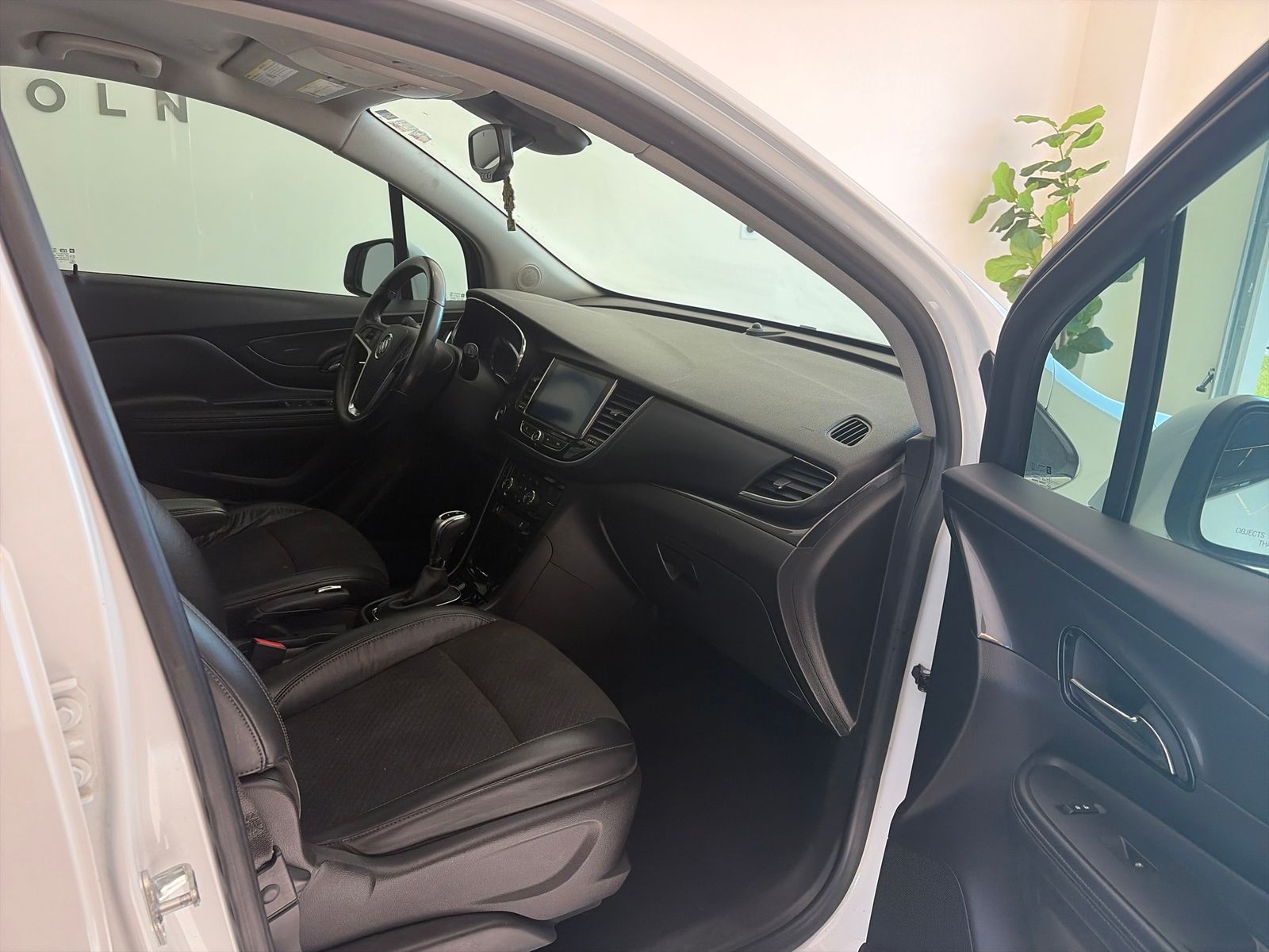 Used 2017 Buick Encore - photo 8