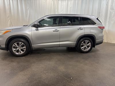 2014 Toyota Highlander 4x4 SUV for sale #717576B - photo 2