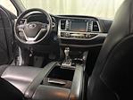 2014 Toyota Highlander 4x4 SUV for sale #717576B - photo 22