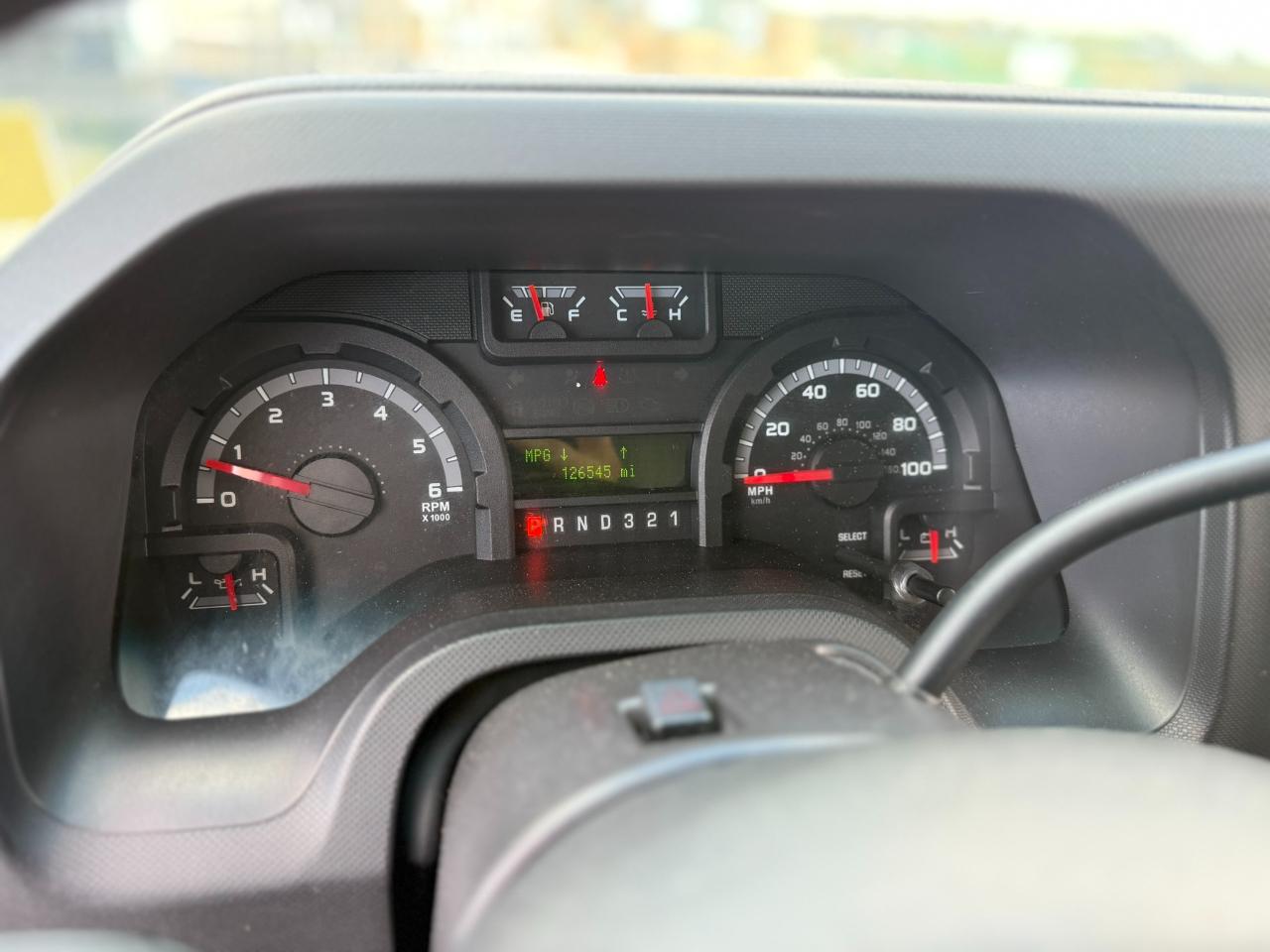 Used 2011 Ford E-450 - photo 25