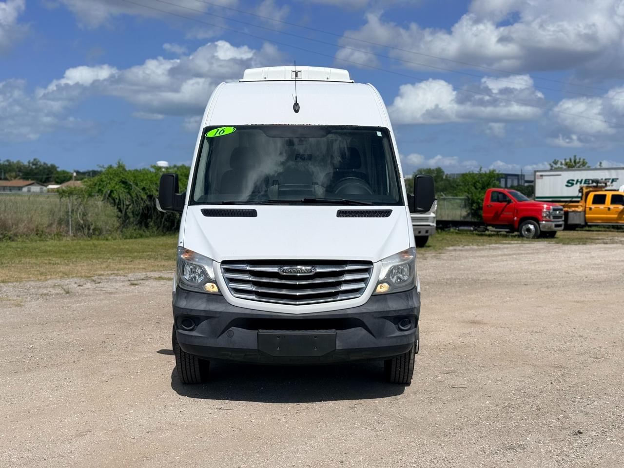 Used 2016 Freightliner Sprinter 3500 - photo 2