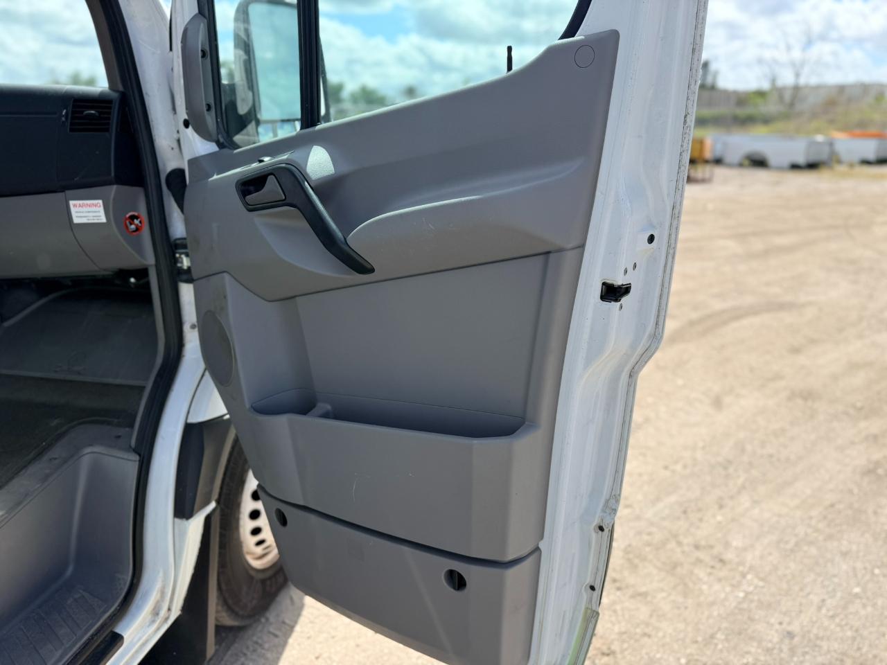 Used 2016 Freightliner Sprinter 3500 - photo 26