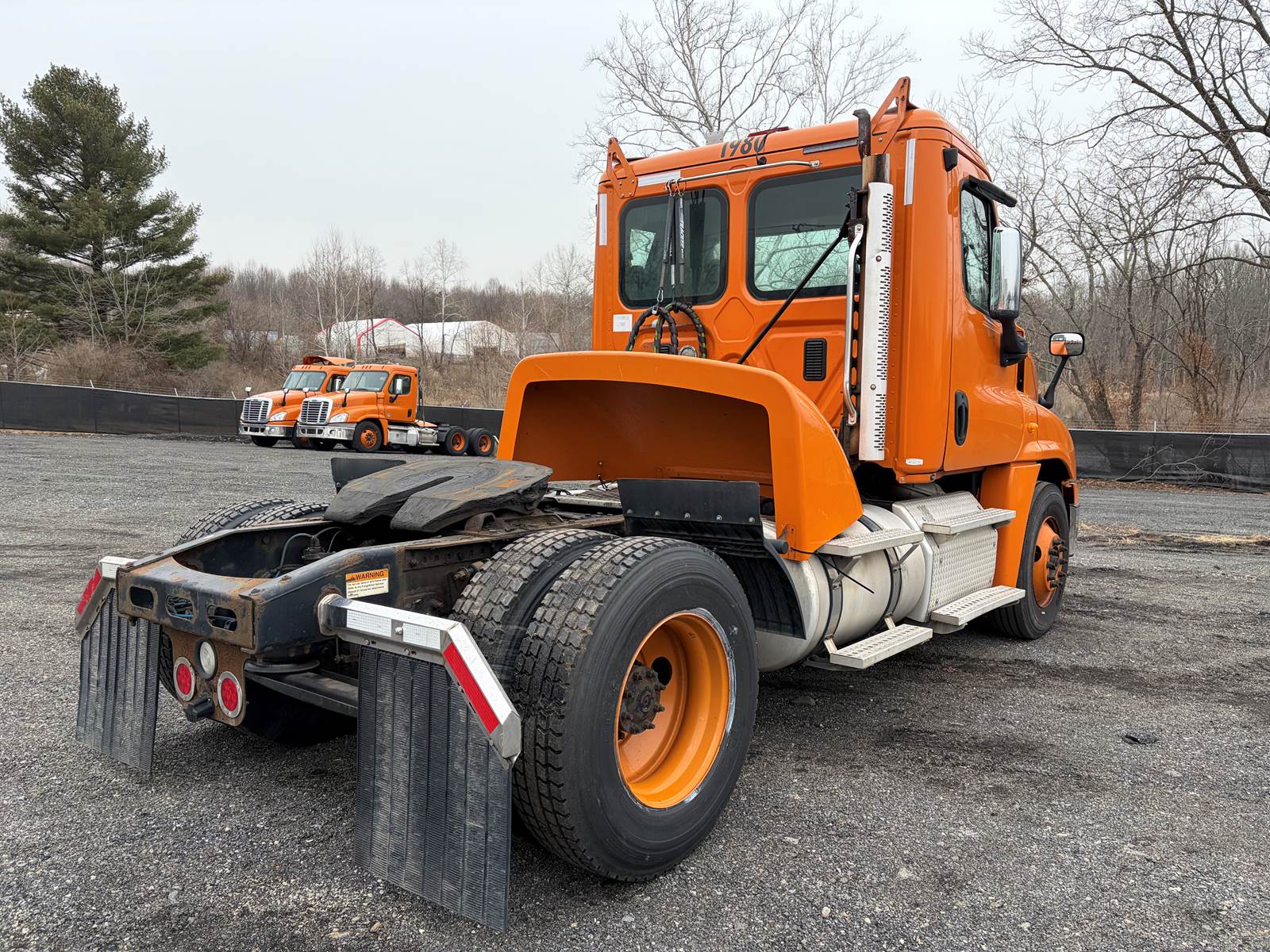 Used 2012 Freightliner Cascadia - photo 6