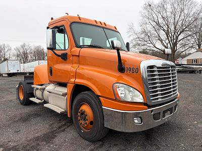 Used 2016 Freightliner Cascadia - photo 1
