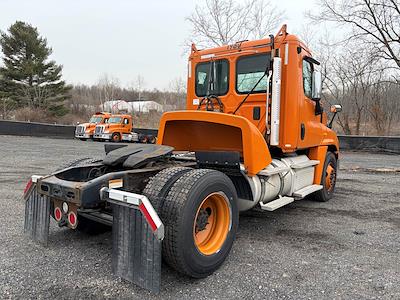 Used 2016 Freightliner Cascadia - photo 1