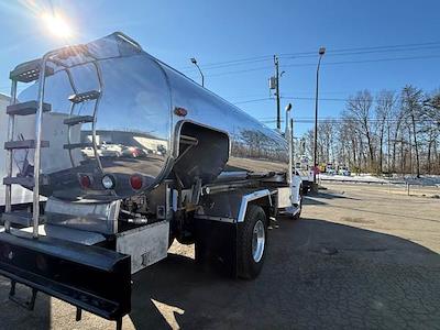Used 2018 Peterbilt 337 - photo 1