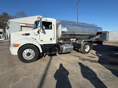 Used 2018 Peterbilt 337 - photo 1