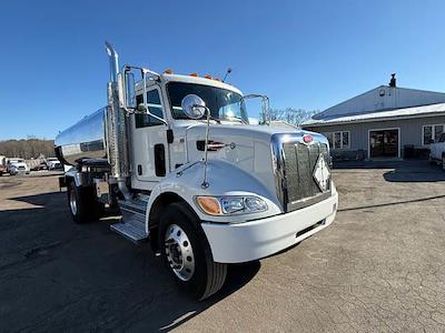 Used 2018 Peterbilt 337 - photo 1