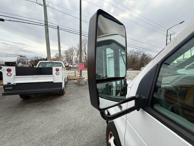 Used 2016 Ford E-350 - photo 15