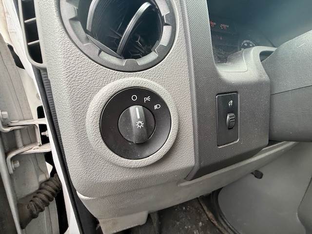 Used 2016 Ford E-350 - photo 18