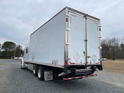 Used 2007 Freightliner Columbia Box Truck for sale #X20473 - photo 2