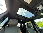 New 2025 GMC Canyon AT4 Crew Cab 4WD Pickup for sale #12863 - photo 27