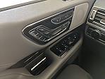 2019 Lincoln Navigator 4x4 SUV for sale #L5X1050A - photo 32
