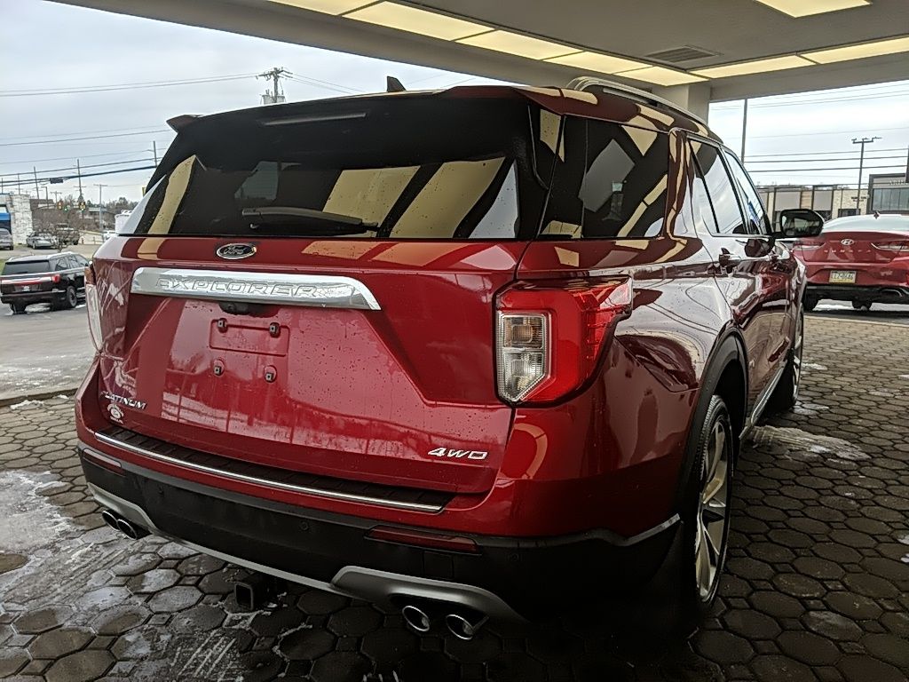 Used 2022 Ford Explorer - photo 2