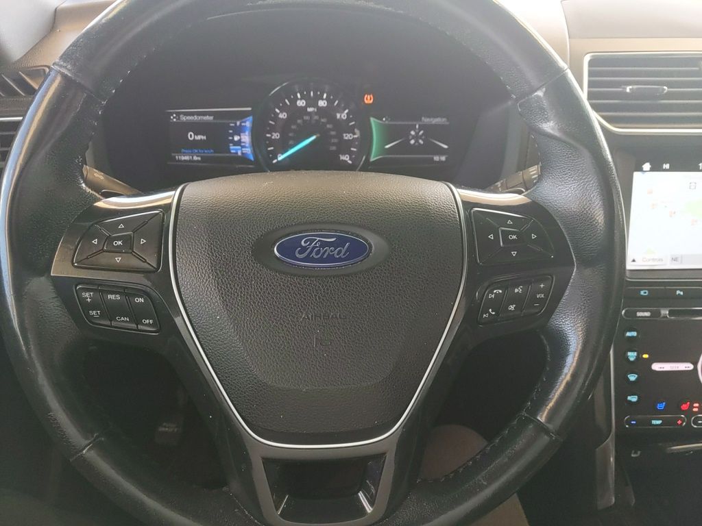 Used 2017 Ford Explorer - photo 6