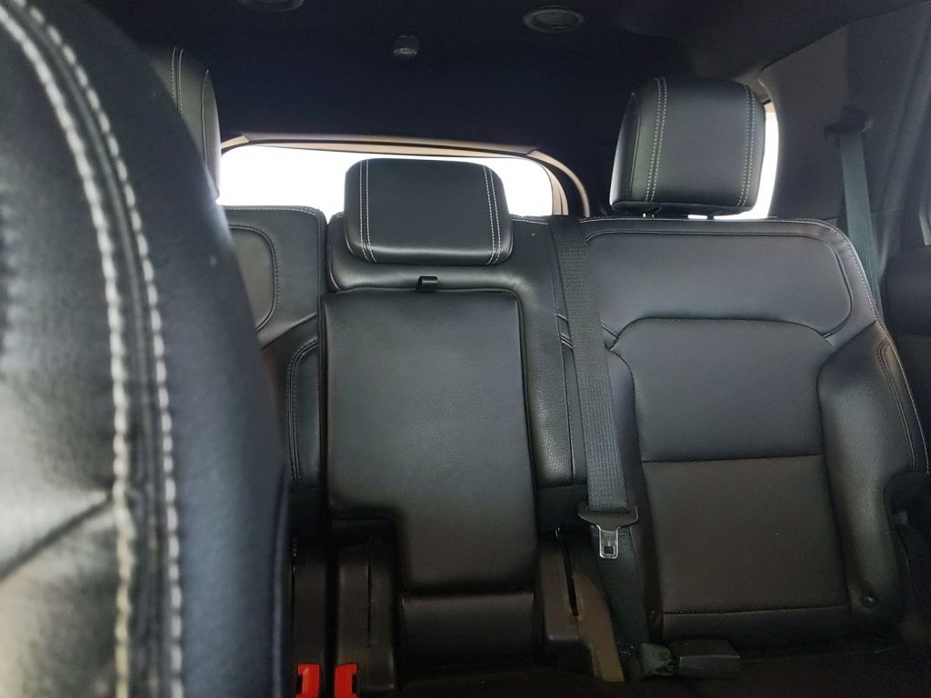 Used 2017 Ford Explorer - photo 18