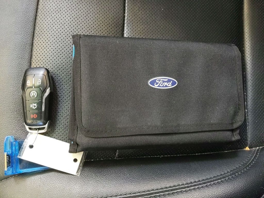 Used 2017 Ford Explorer - photo 19