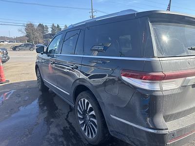 Used 2023 Lincoln Navigator - photo 1