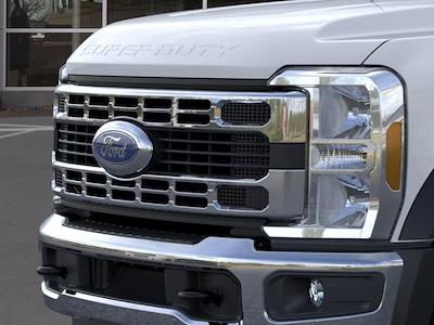 New 2025 Ford F-600 - photo 1