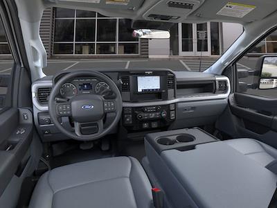 New 2025 Ford F-600 - photo 1